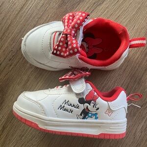 Disney Minnie Mouse White and Red Sneakers